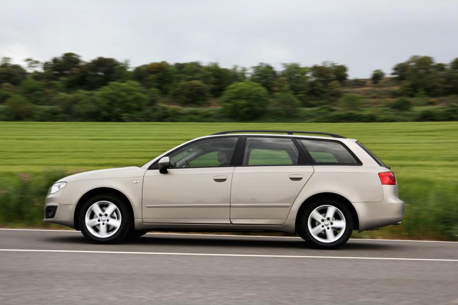  Seat Exeo ST 2009 года  (фото 22 из 203)